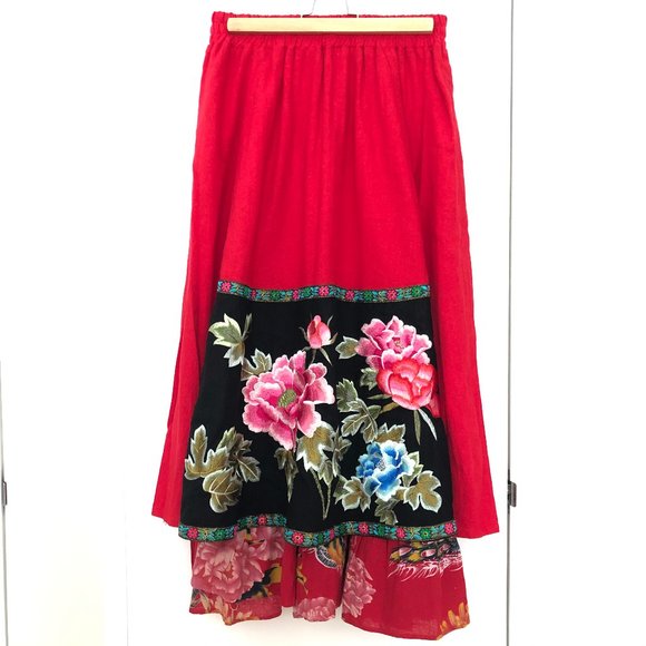Unique Chinese Traditional Heavy-Embroidered Skirt - Picture 1 of 3